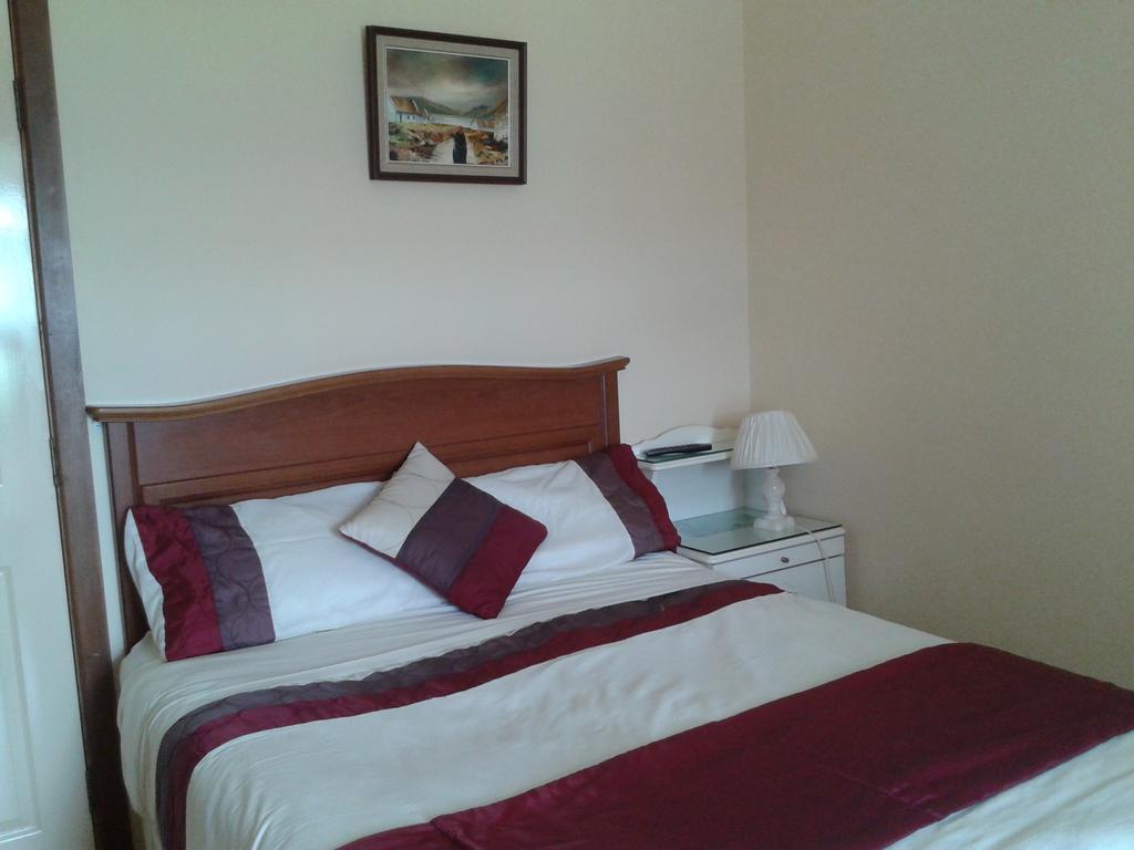 Bed and Breakfast Achill West Coast House Dooagh Esterno foto