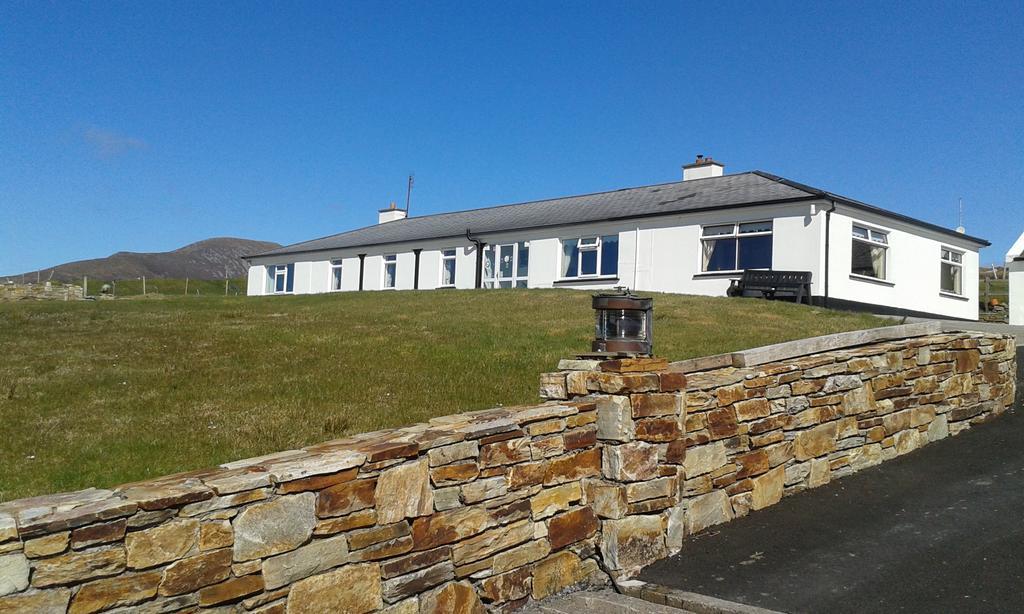Bed and Breakfast Achill West Coast House Dooagh Esterno foto